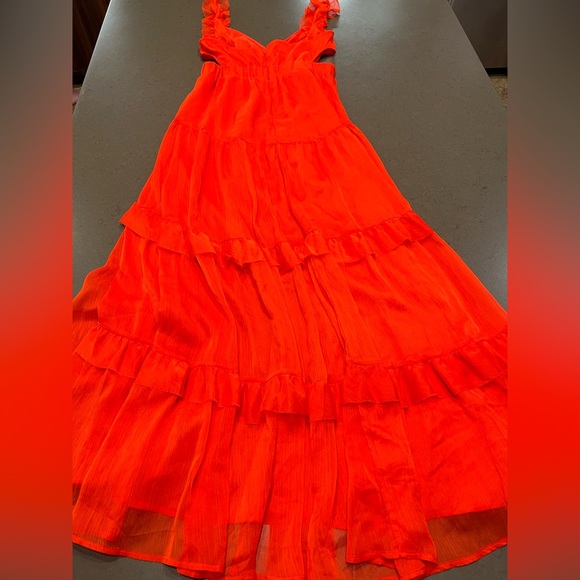 - Lulu’s Always A Dreamer Red Chiffon Tiered High-Low Dress Sz: M - Picture 5 of 13